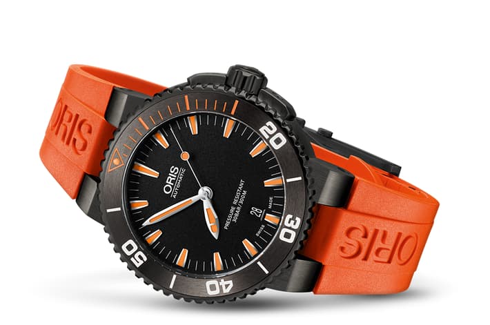 Image of Aquis Date